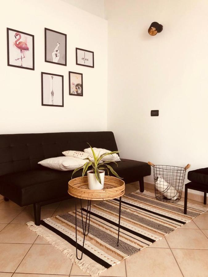 La Via Del Mare Apartment อัลเบงกา ภายนอก รูปภาพ